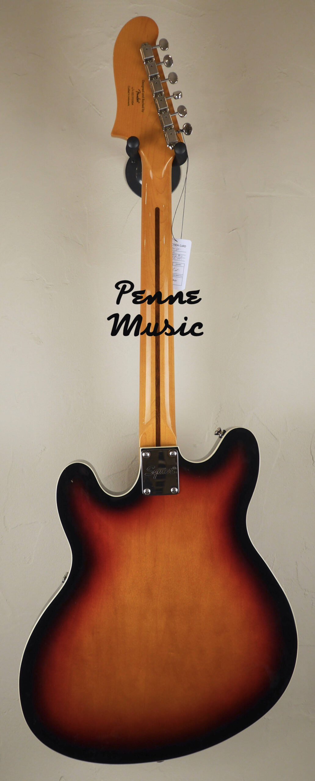 Squier by Fender Classic Vibe Starcaster 3-Color Sunburst 2