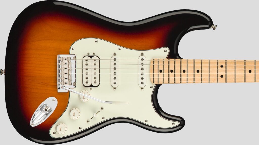 Fender Player Stratocaster HSS 3-Color Sunburst MN 0144522500 con custodia Fender in omaggio