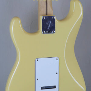 Fender Player Stratocaster HSS Buttercream 4