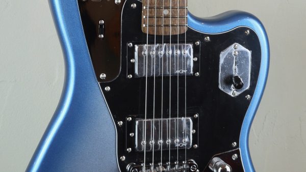 Squier by Fender Contemporary Jaguar HH ST Sky Burst Metallic 0370350536 custodia Fender omaggio