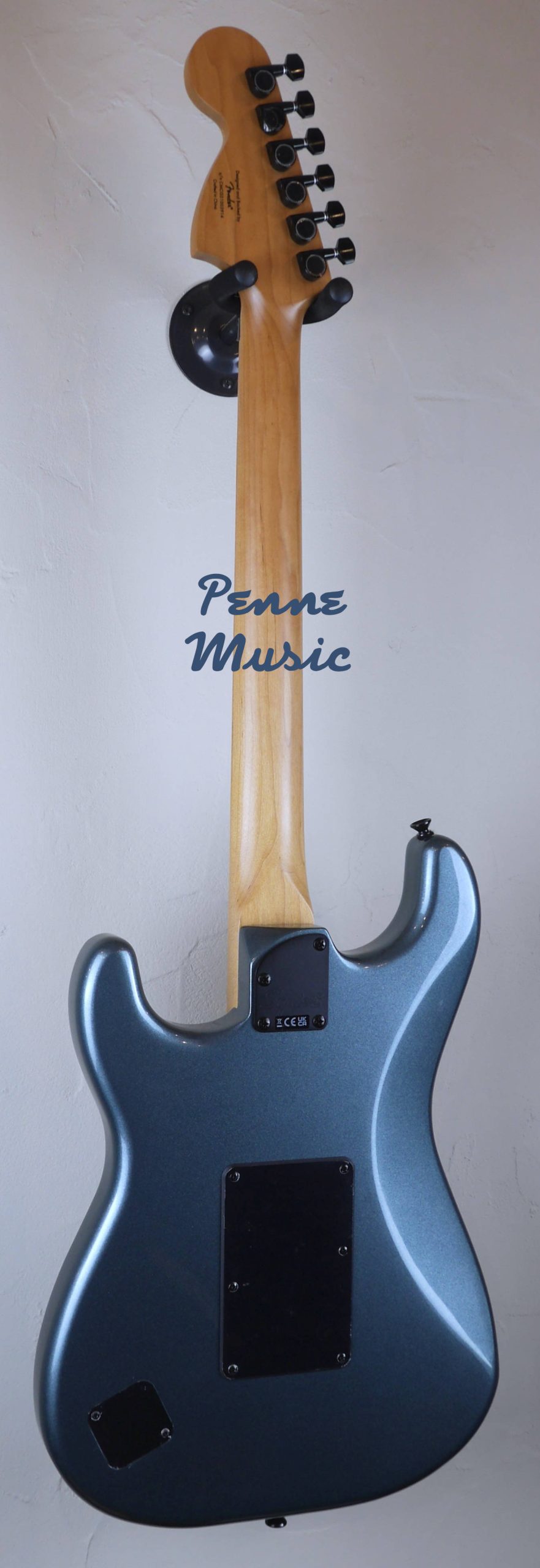Squier by Fender Contemporary Stratocaster HH FR Gunmetal Metallic 2