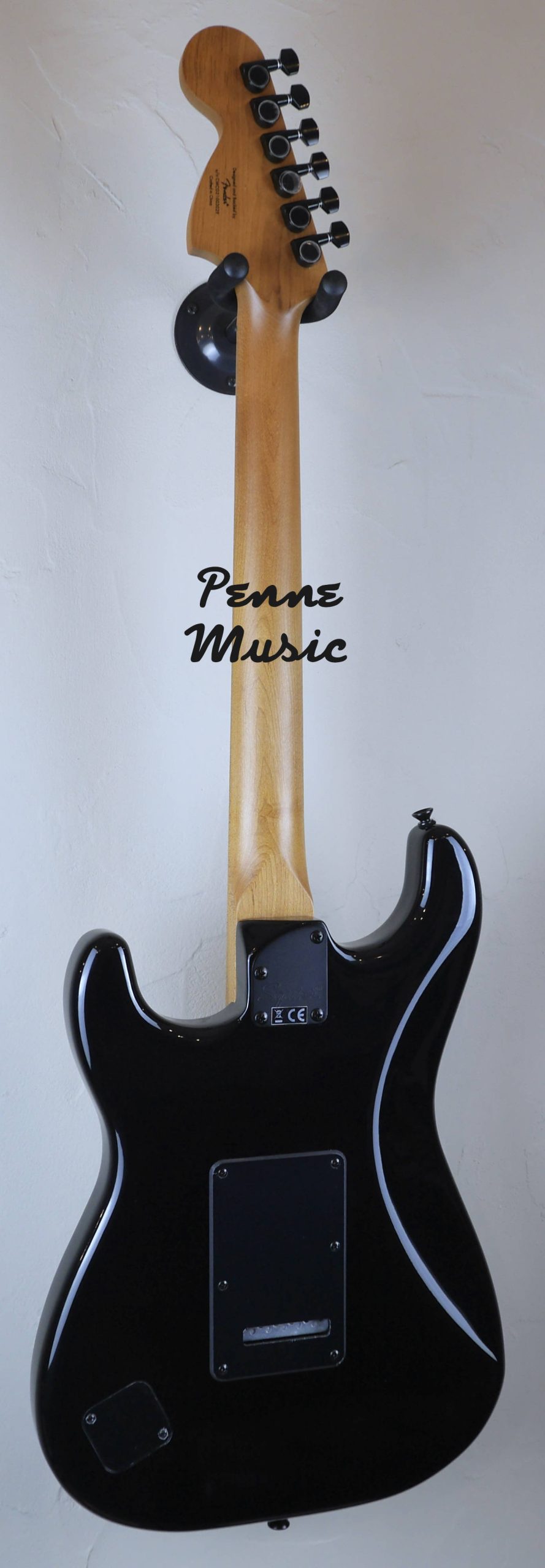 Squier by Fender Contemporary Stratocaster Special Black 2