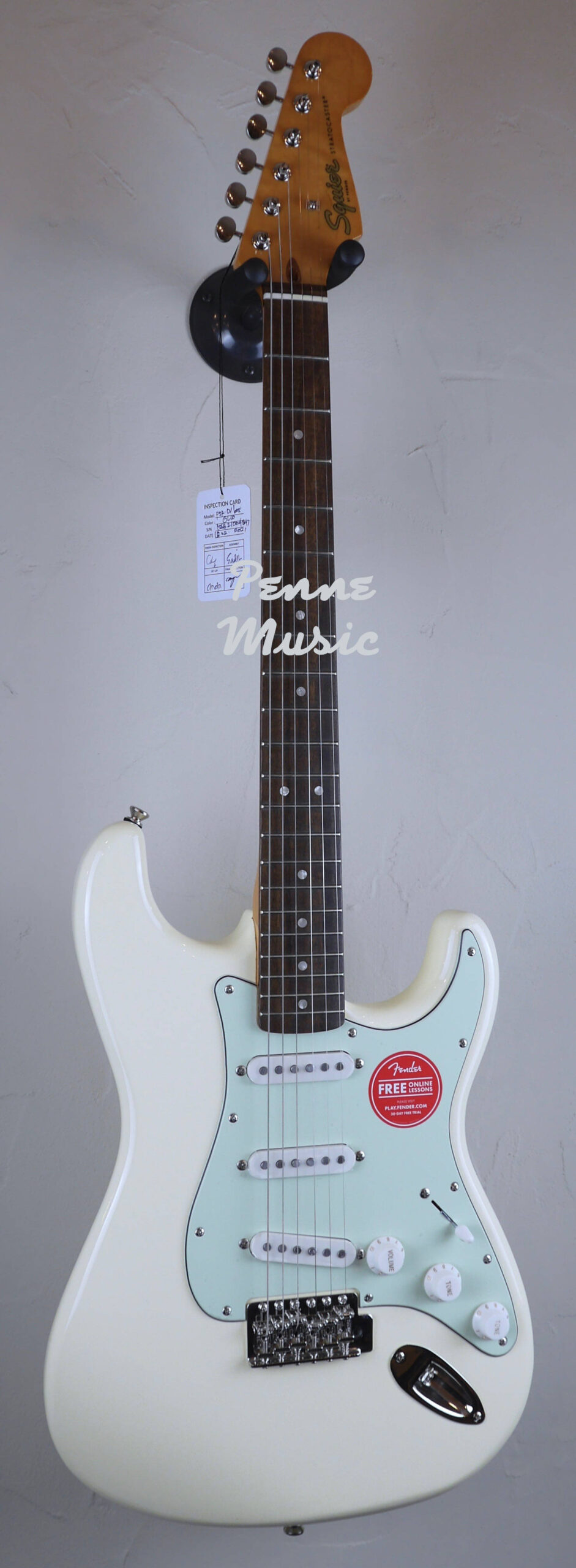 Squier by Fender Limited Edition Classic Vibe 60 Stratocaster Olympic White 1
