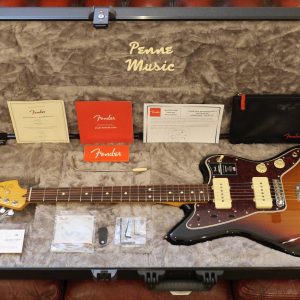 Fender American Professional II Jazzmaster 3-Color Sunburst 1