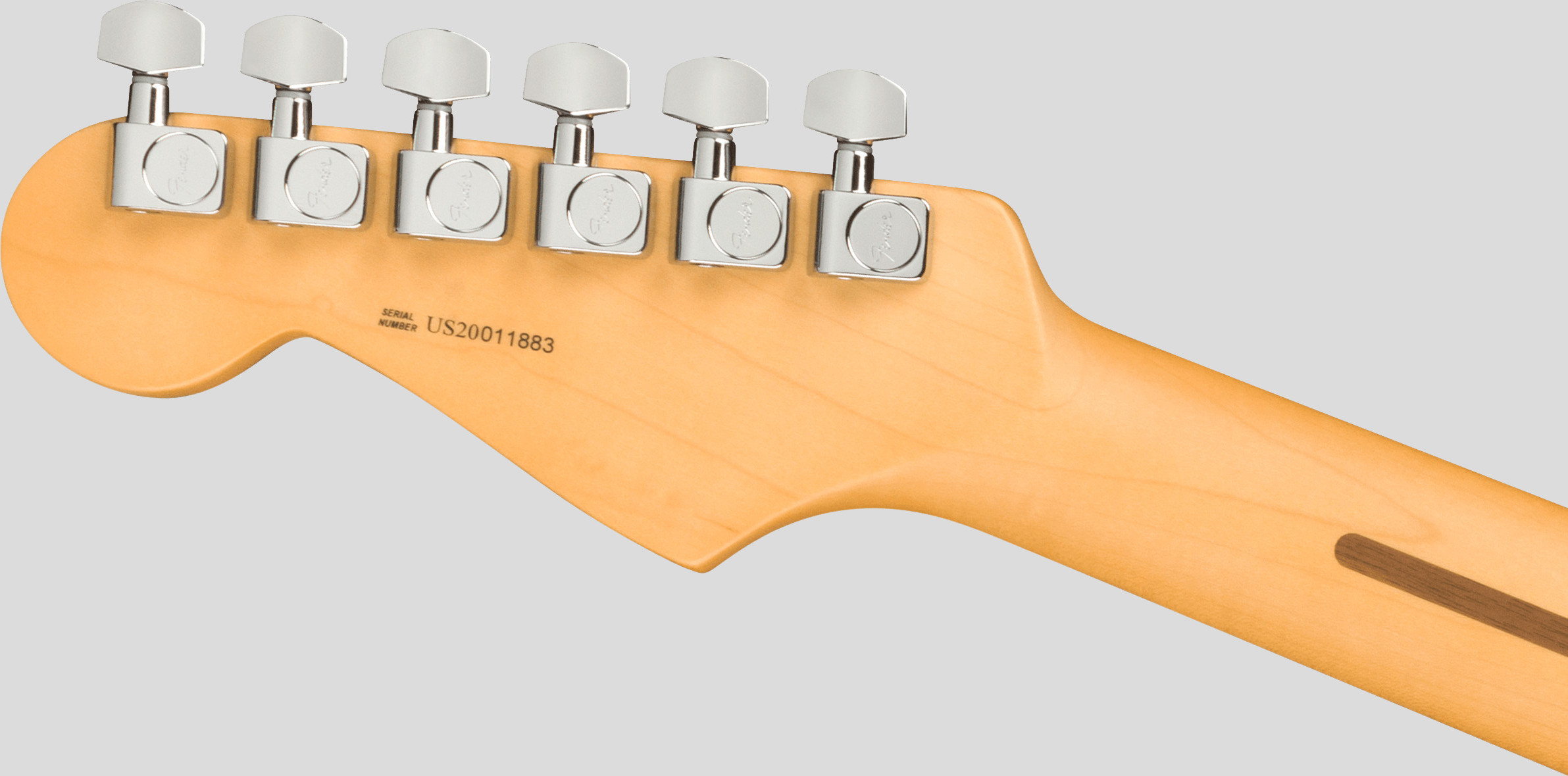 Fender American Professional II Stratocaster HSS 3-Color Sunburst MN 6