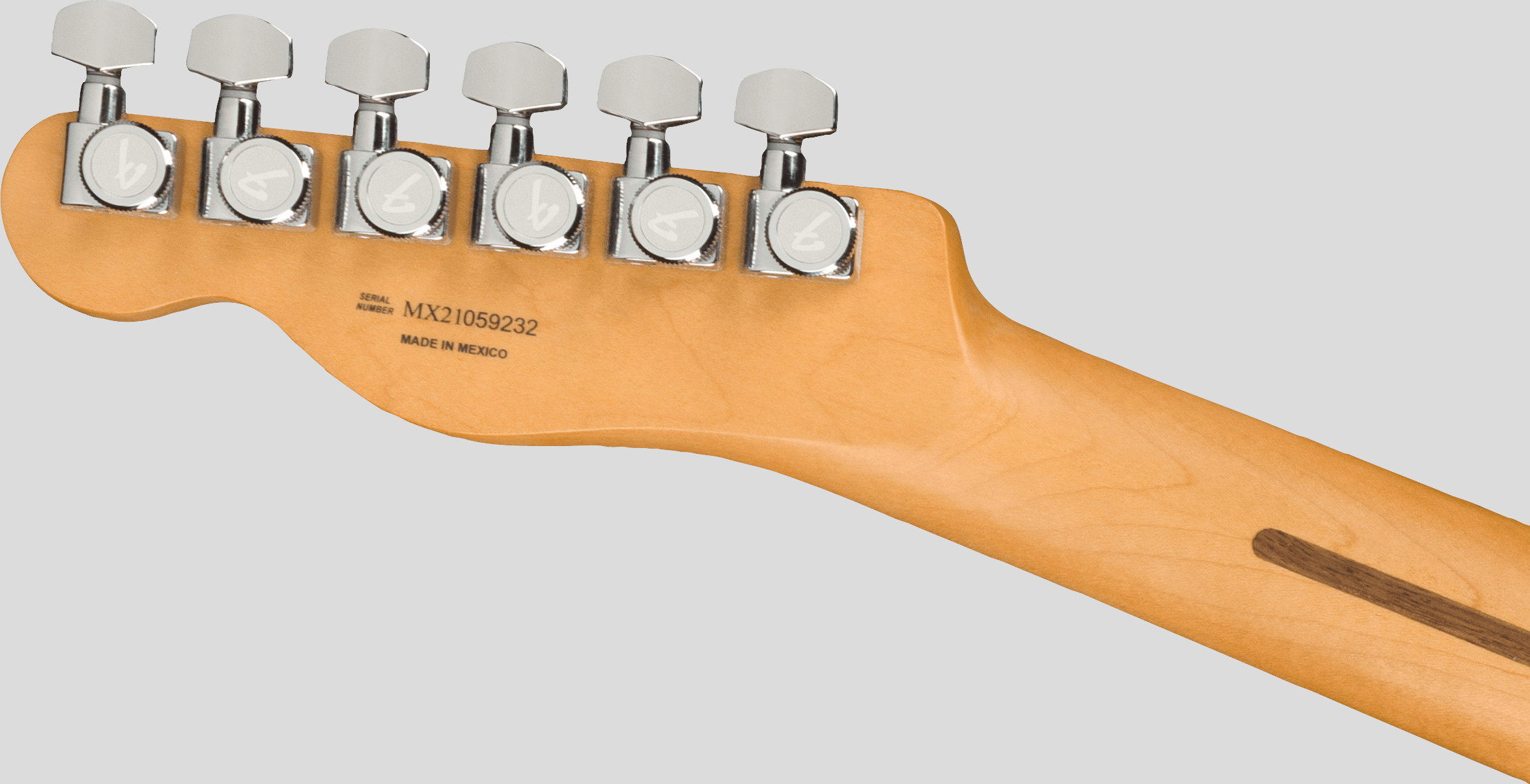 Fender Player Plus Nashville Telecaster 3-Color Sunburst 6