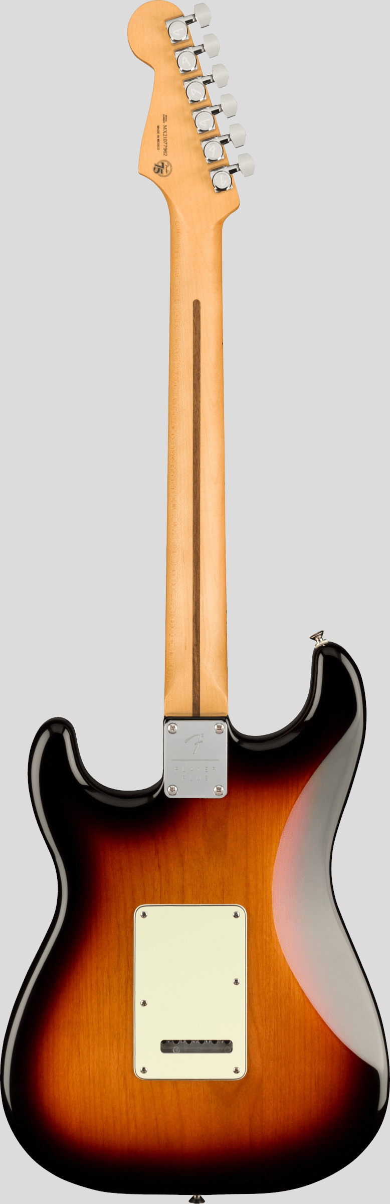 Fender Player Plus Stratocaster HSS 3-Color Sunburst 2
