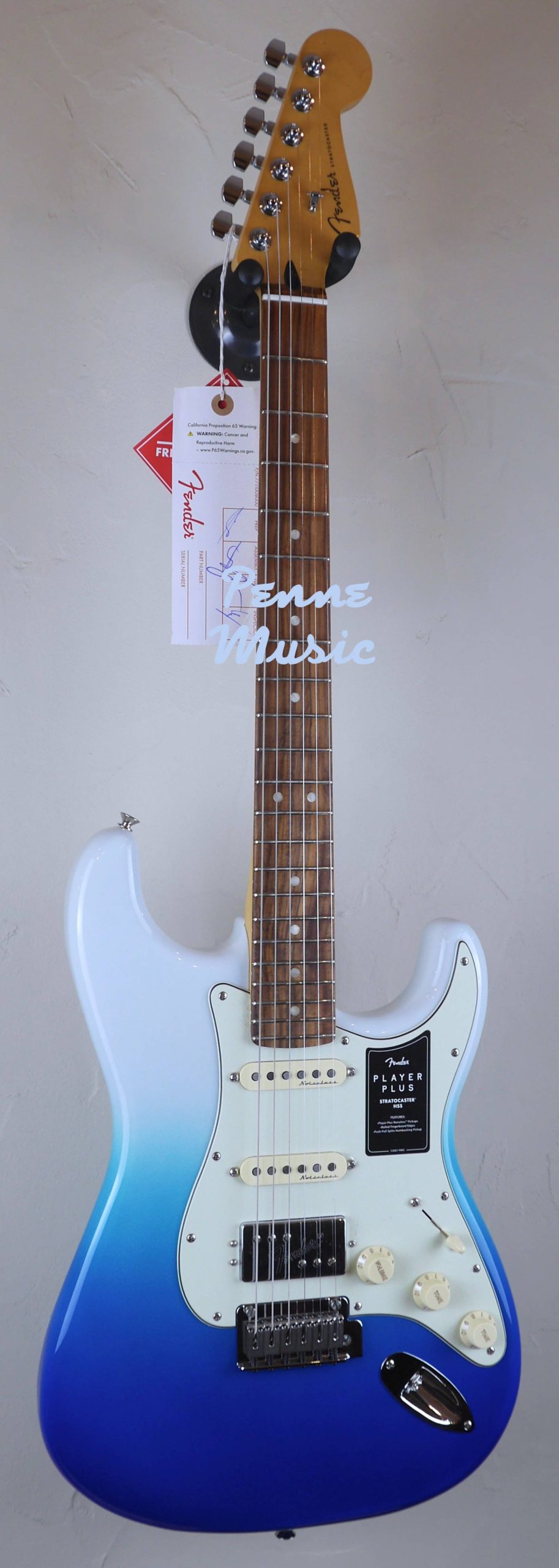 Fender Player Plus Stratocaster HSS Belair Blue 1