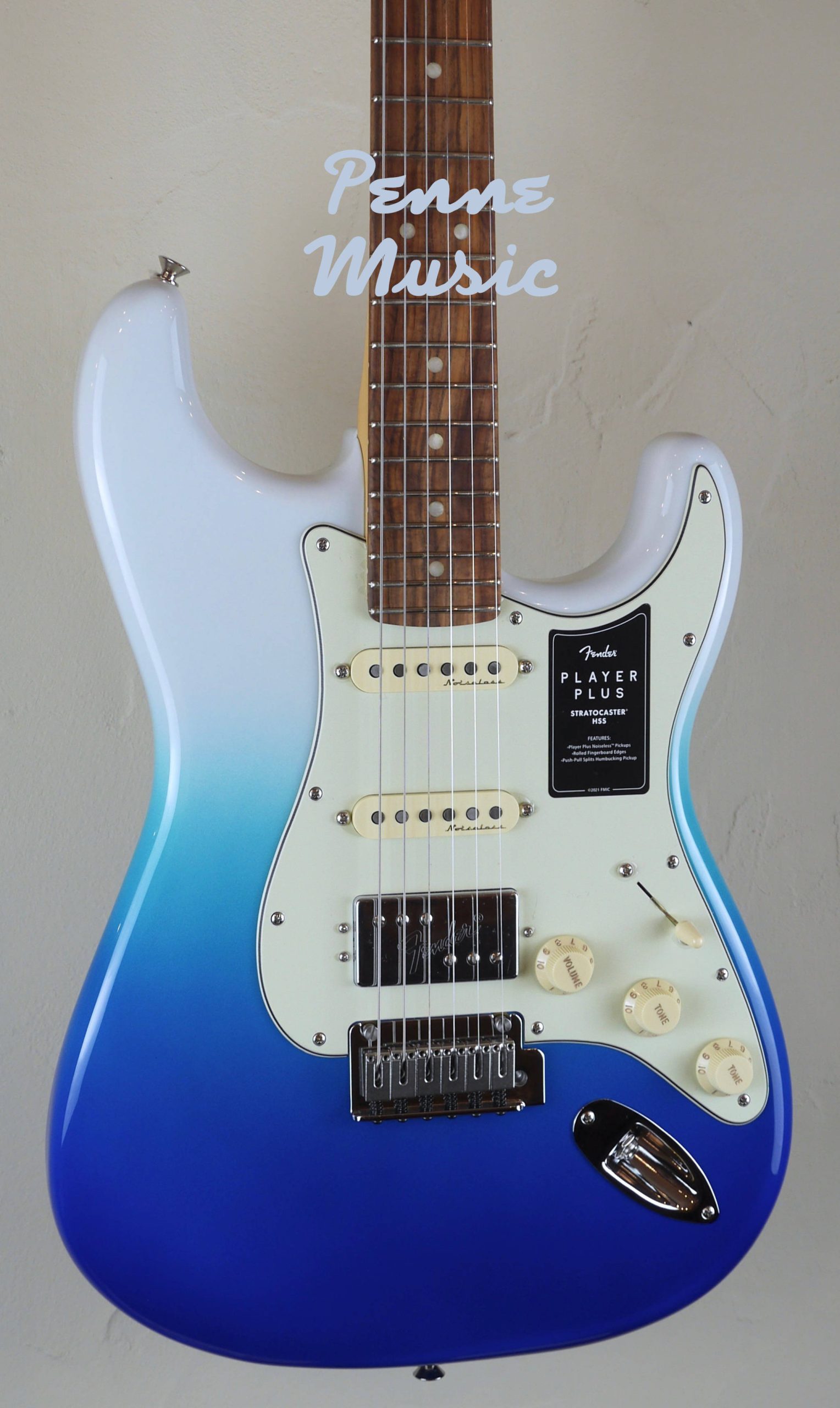 Fender Player Plus Stratocaster HSS Belair Blue 3