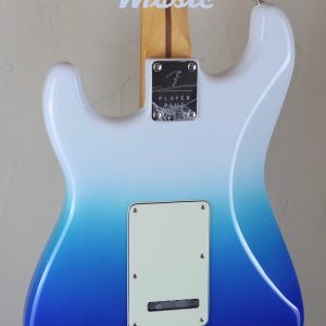 Fender Player Plus Stratocaster HSS Belair Blue 4