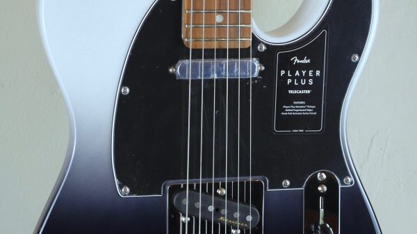 Fender Player Plus Telecaster Silver Smoke 0147333336 Made in Mexico inclusa custodia Fender