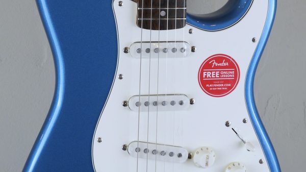 Squier by Fender Classic Vibe 60 Stratocaster Lake Placid Blue 0374010502 con custodia Fender