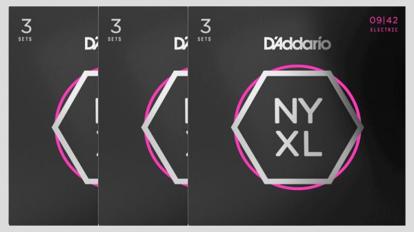 D’Addario NYXL0942-3P (x3) 9 mute di corde per chitarra elettrica 9-42 (9-11-16-24-32-42) Made in Usa