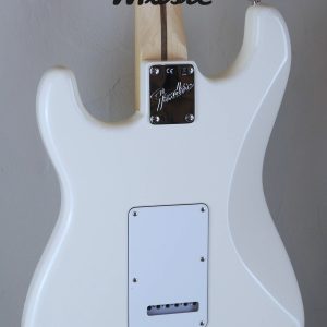 Fender Limited Edition American Performer Stratocaster Olympic White 4