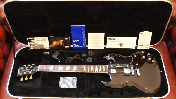 Gibson SG Standard 2015 Translucent Ebony SGS15BLCH1 Made in Usa inclusa custodia rigida Gibson
