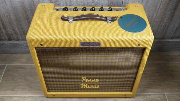 Fender Blues Junior Lacquered Tweed 15 watt 1x12 0213265700 Made in Mexico