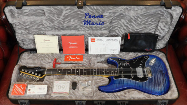 Fender Limited Edition American Ultra Stratocaster HSS Denim Burst 0118020794 Made in Usa