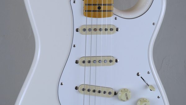 Fender JV Modified 60 Stratocaster Olympic White 0251862305 Made in Japan inclusa custodia