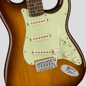 Squier by Fender Limited Edition Affinity Stratocaster Honey Burst 4