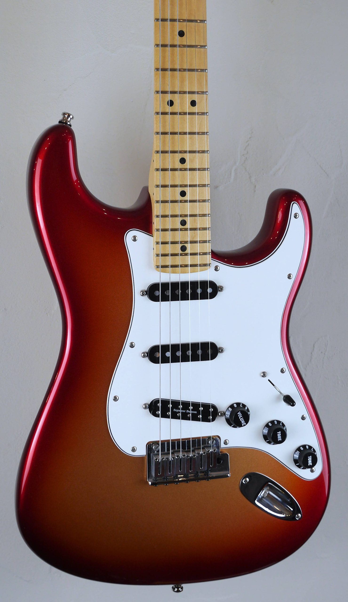 Fender American Deluxe Stratocaster 2010 Sunset Metallic 4