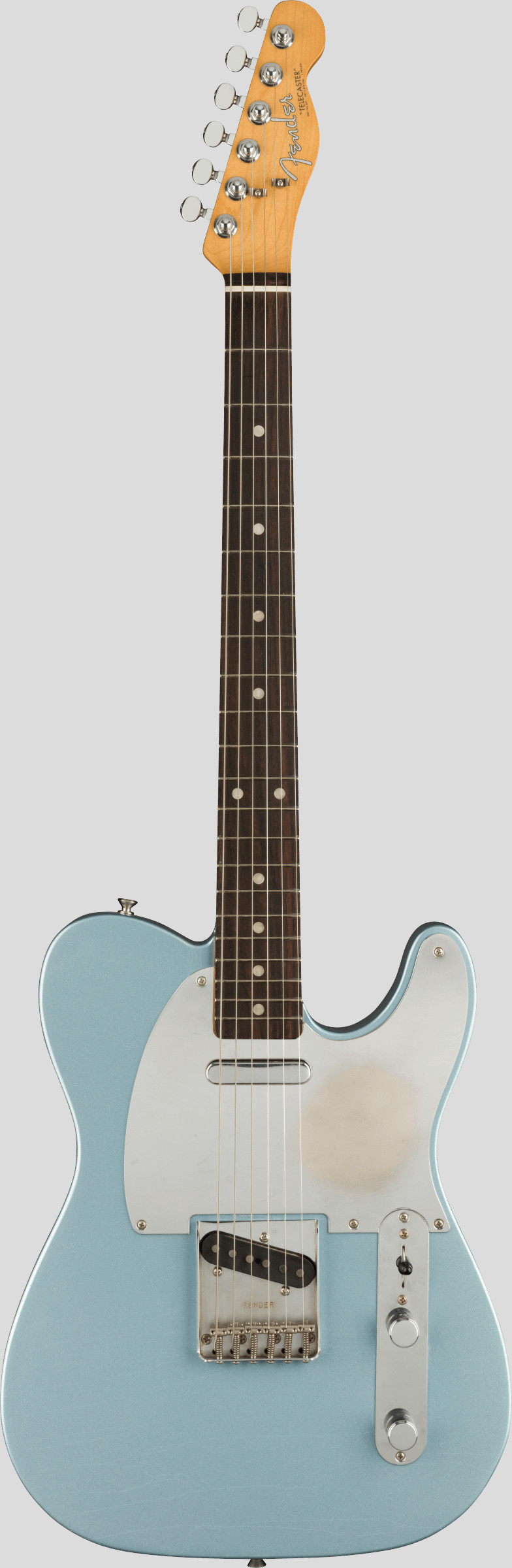Fender Chrissie Hynde Road Worn Telecaster Ice Blue Metallic 1
