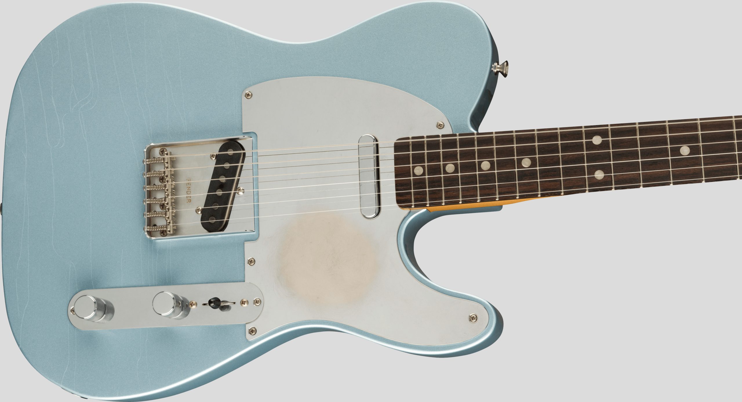Fender Chrissie Hynde Road Worn Telecaster Ice Blue Metallic 3