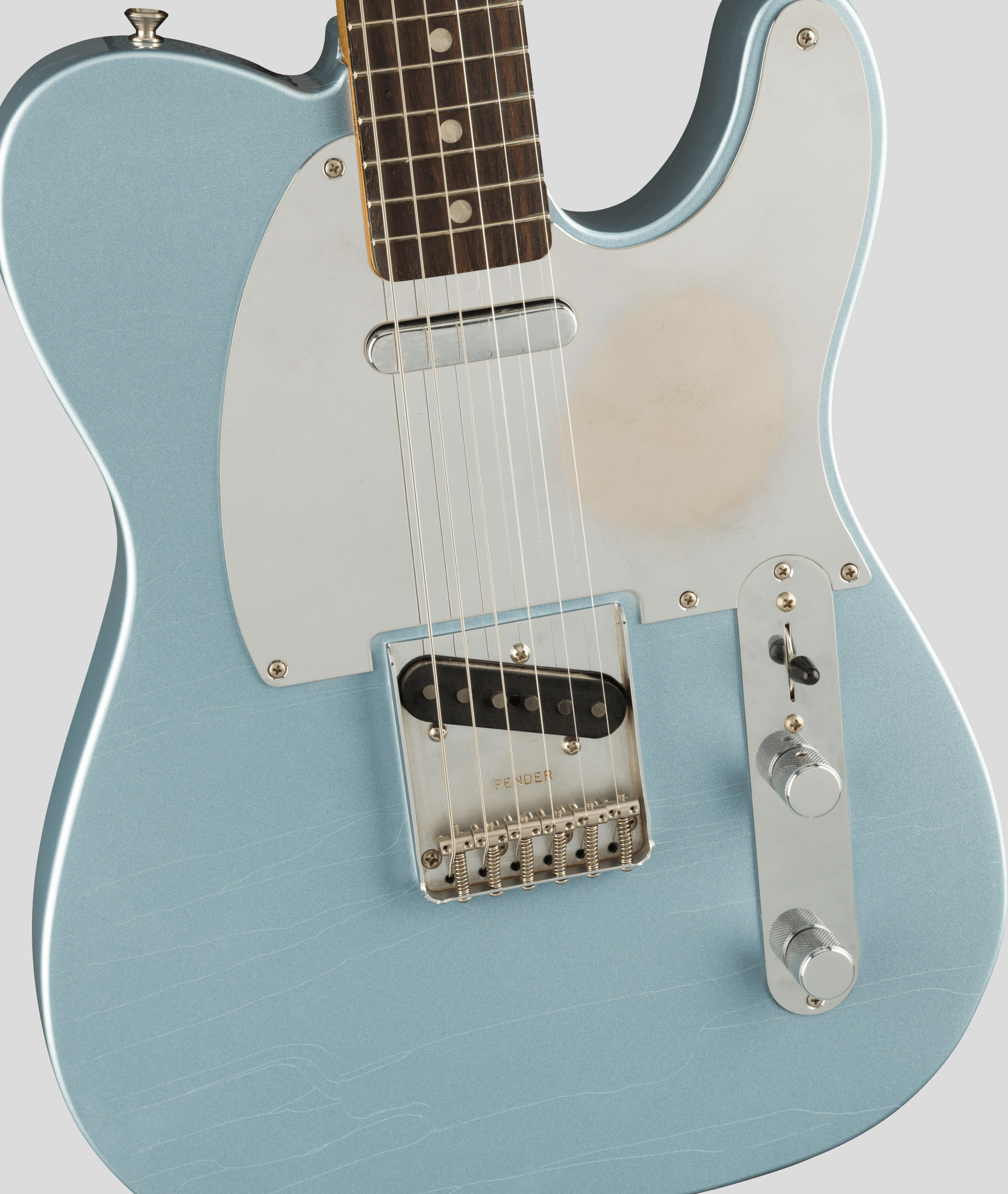 Fender Chrissie Hynde Road Worn Telecaster Ice Blue Metallic 4