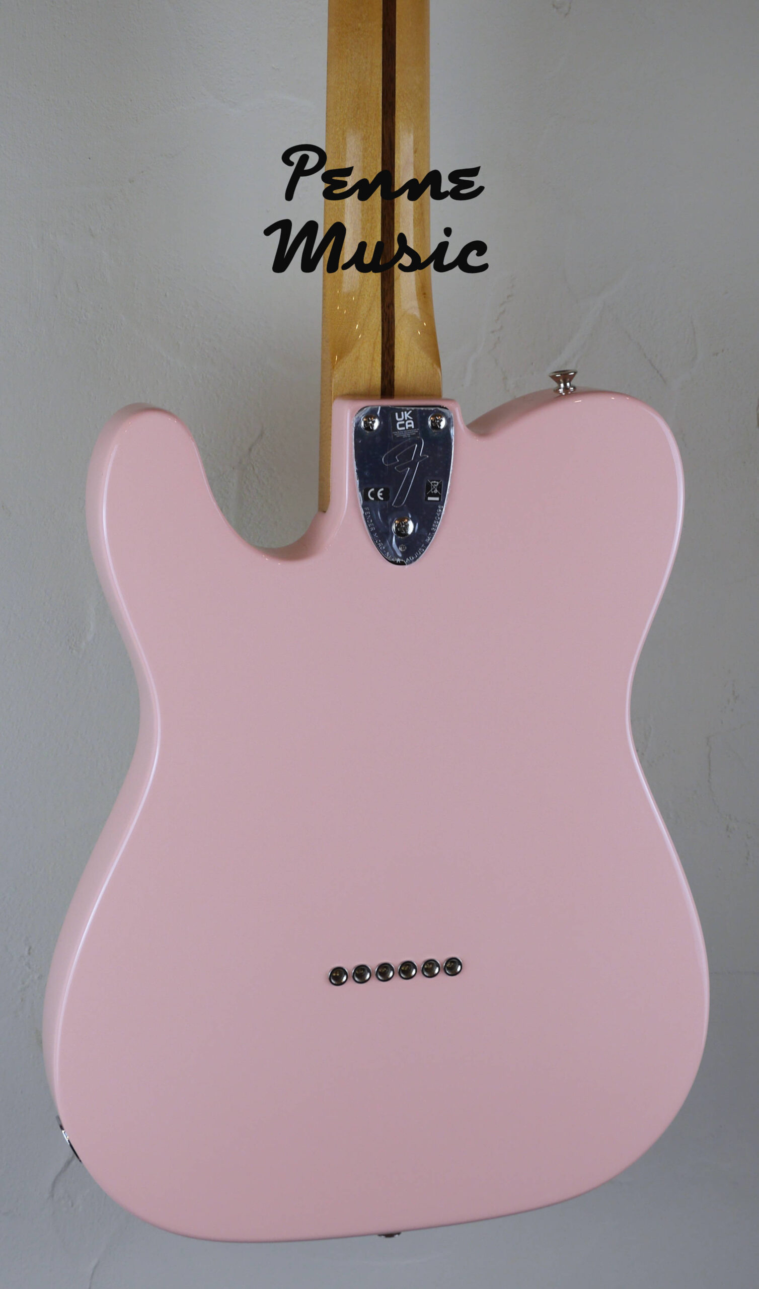 Fender Limited Edition Vintera 70 Telecaster Thinline Shell Pink 4