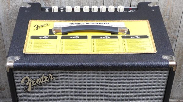 Fender Rumble 500 V3 2020 2370606900 500 watt 2 coni da 10" Eminence