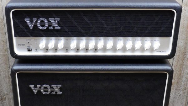 VOX MVX150H + VOX BC112-150 1x12 Celestion Redback