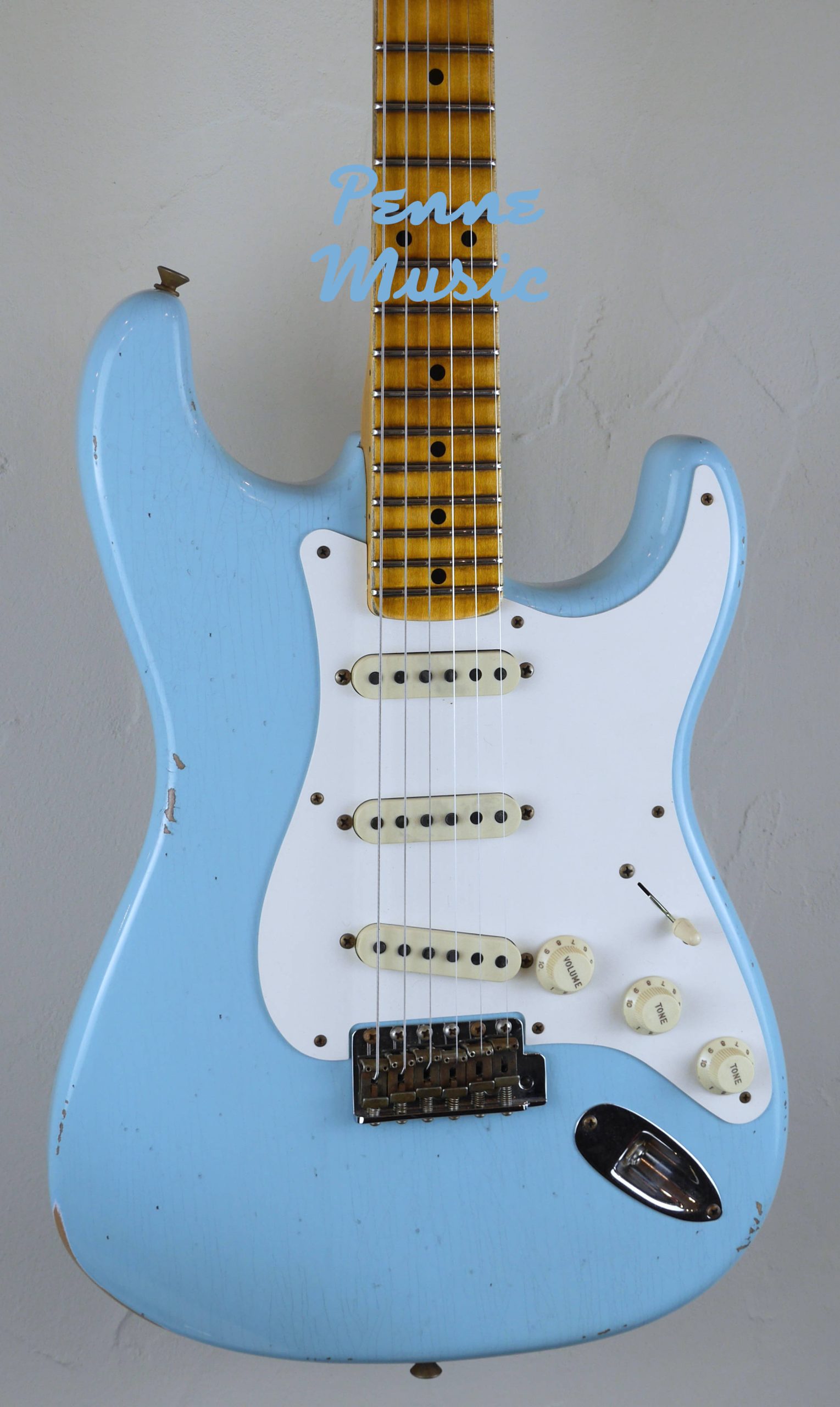 Fender Custom Shop Time Machine 57 Stratocaster Faded Aged Daphne Blue Relic 4