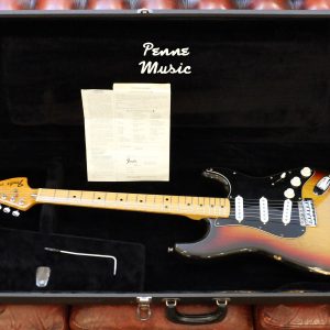 Fender Stratocaster 1976 3-Color Sunburst 1