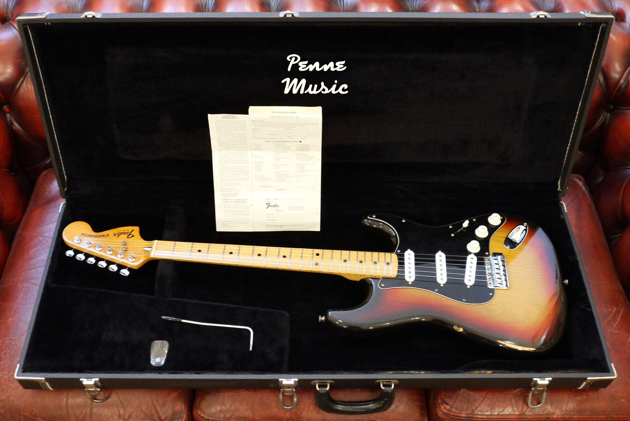 Flotar famélico Espacioso Fender Stratocaster 1976 3-Color Sunburst