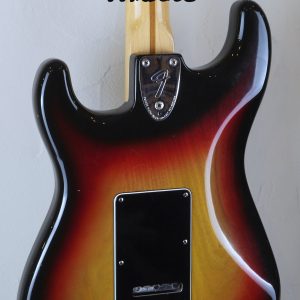 Fender Stratocaster 1976 3-Color Sunburst 5