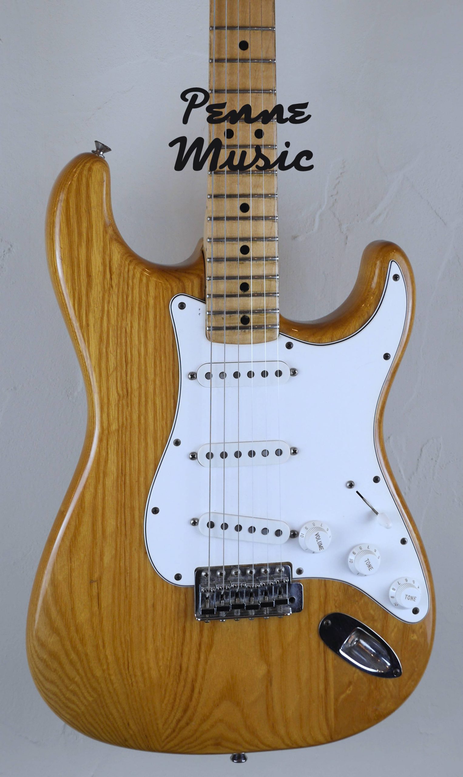 Fender Stratocaster 1977 Natural 4