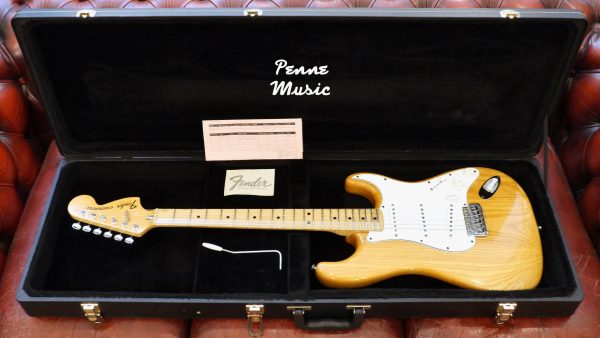Fender Stratocaster 1977 Natural Made in Usa