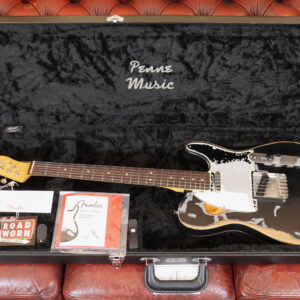 Fender Limited Edition Joe Strummer Road Worn Telecaster Black over 3-Color Sunburst 1