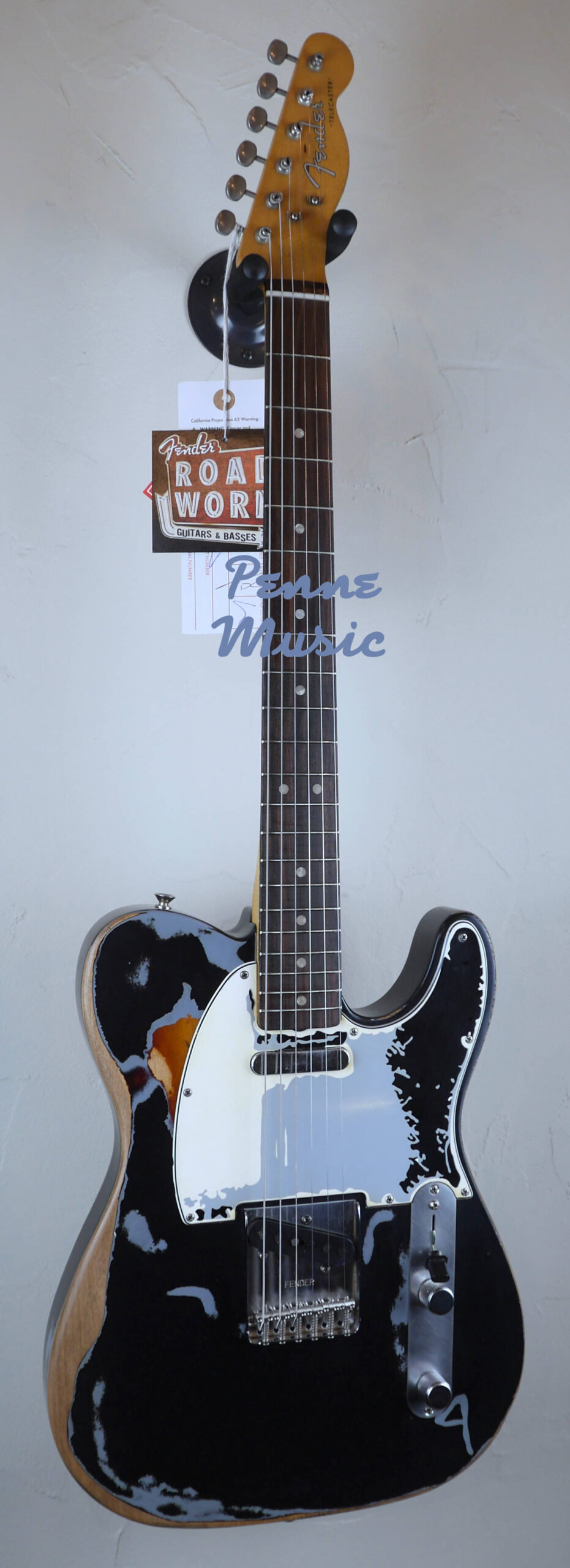 Fender Limited Edition Joe Strummer Road Worn Telecaster Black over 3-Color Sunburst 2