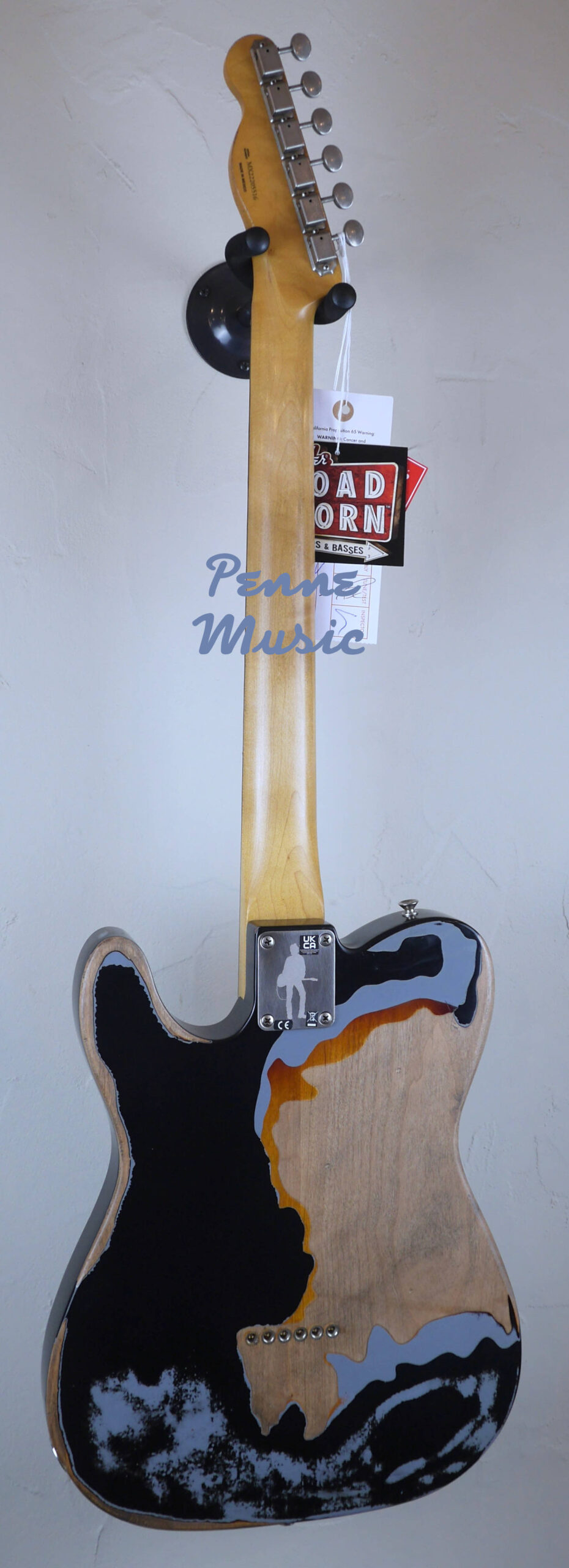 Fender Limited Edition Joe Strummer Road Worn Telecaster Black over 3-Color Sunburst 3