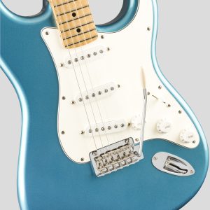Fender Limited Edition Player Stratocaster Lake Placid Blue 4