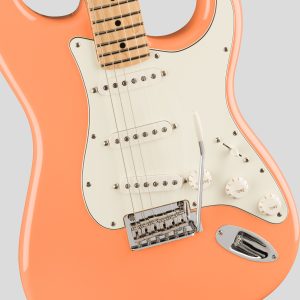 Fender Limited Edition Player Stratocaster Pacific Peach 4