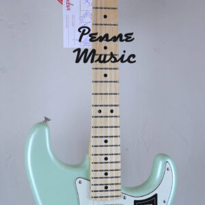 Fender Limited Edition Player Stratocaster Sea Foam Pearl 1