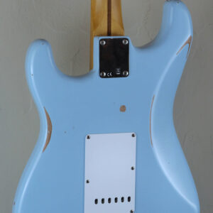 Fender Limited Edition Vintera Road Worn 50 Stratocaster HSS Sonic Blue 4