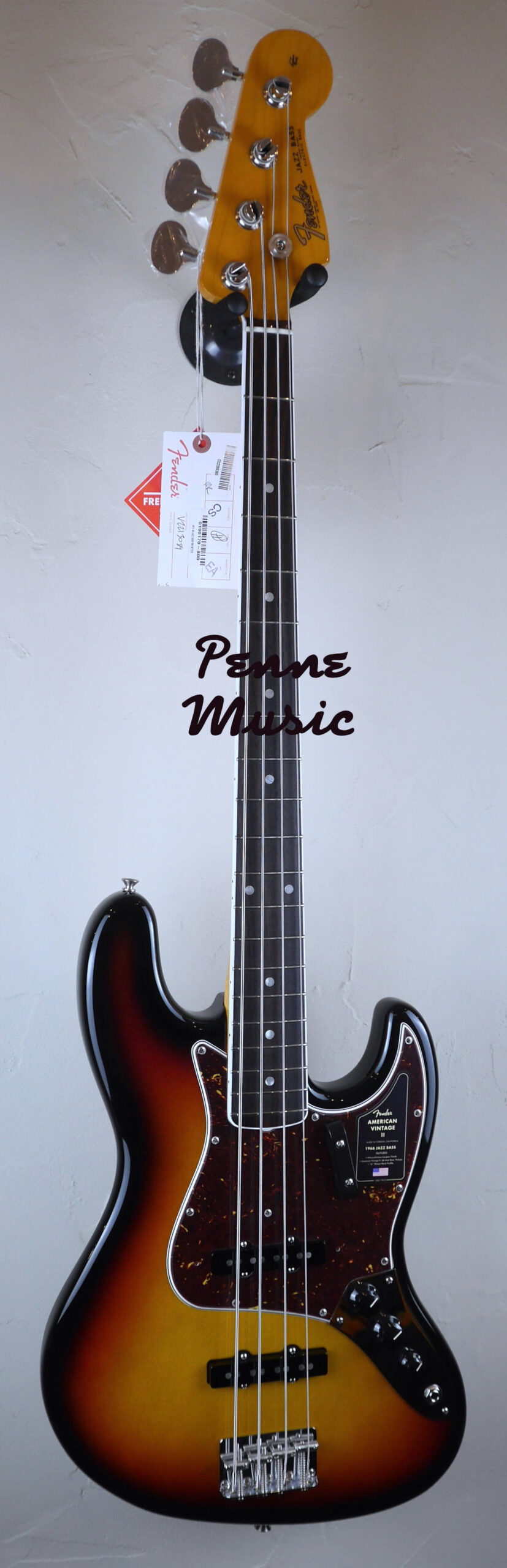Fender American Vintage II 1966 Jazz Bass 3-Color Sunburst 2