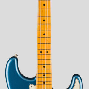 Fender American Vintage II 1973 Stratocaster Lake Placid Blue 1