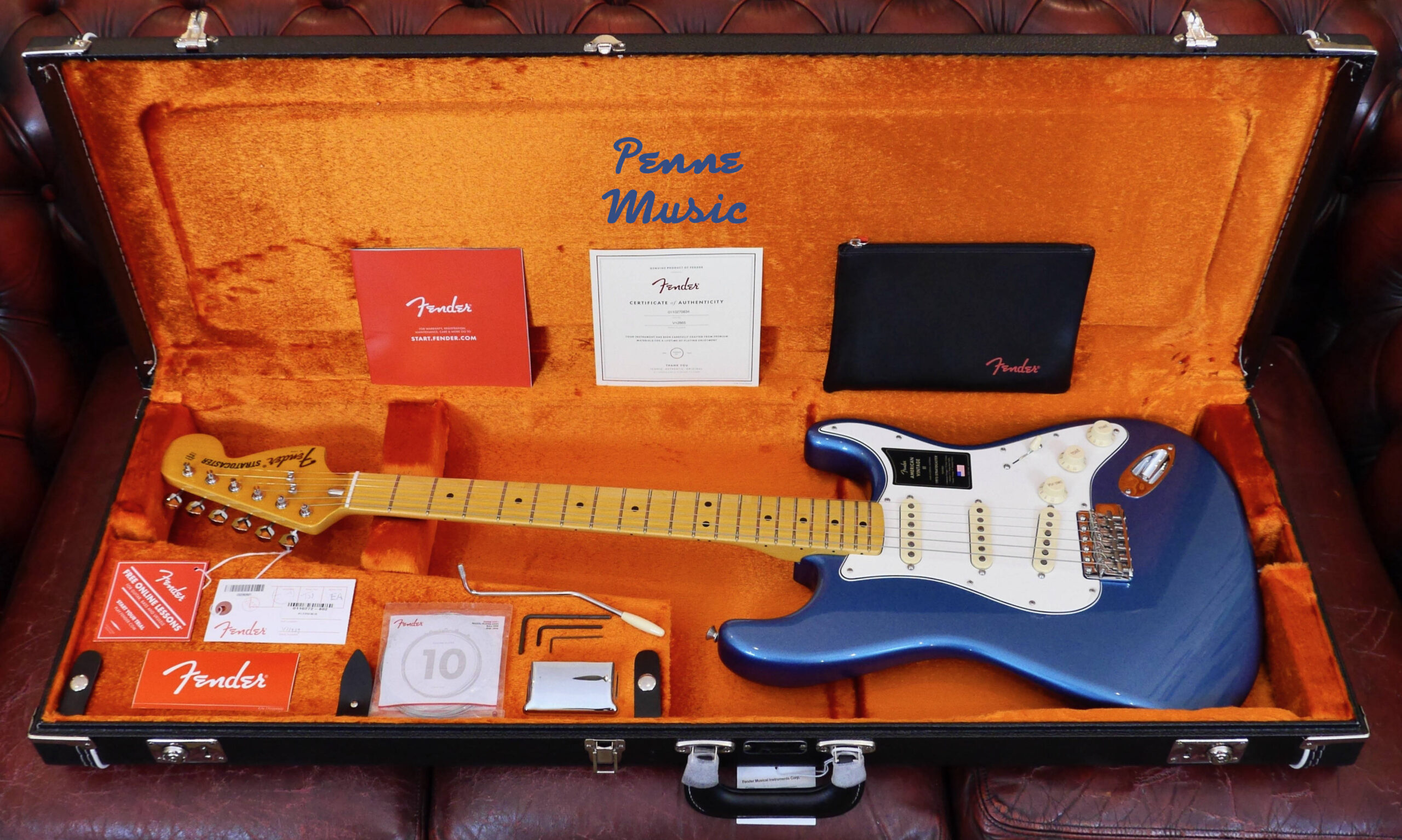 Fender American Vintage II 1973 Stratocaster Lake Placid Blue 1