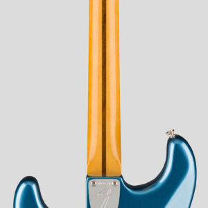 Fender American Vintage II 1973 Stratocaster Lake Placid Blue 2