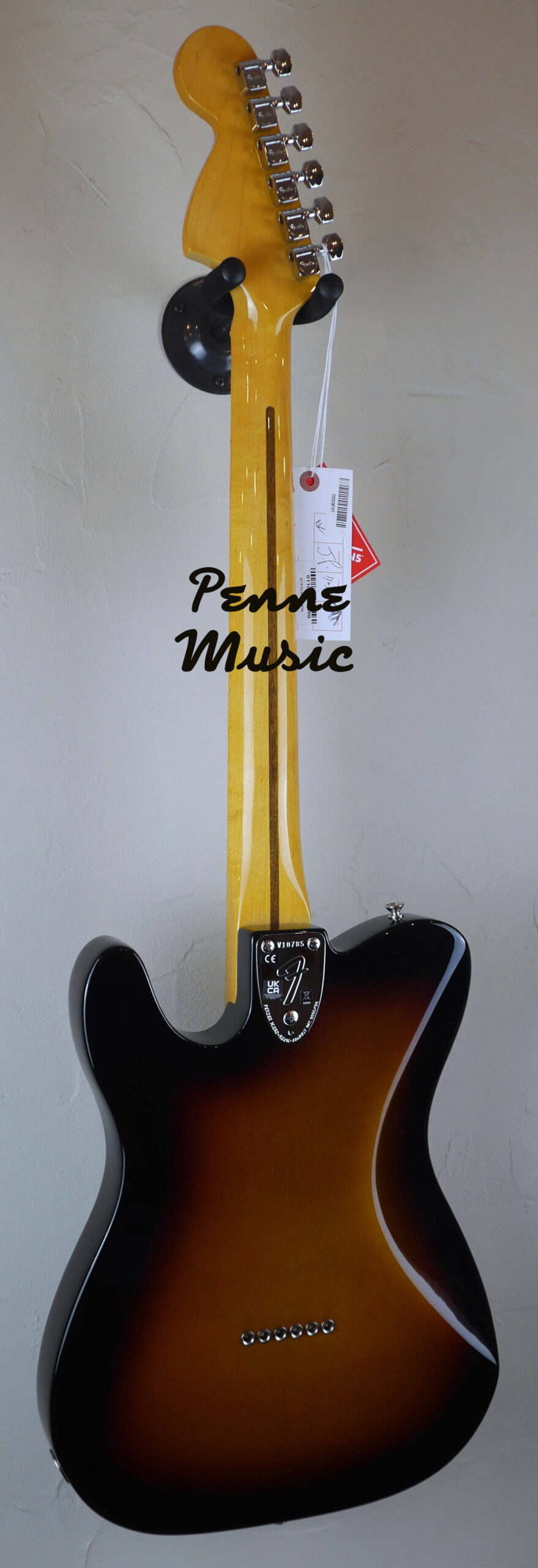 Fender American Vintage II 1975 Telecaster Deluxe 3-Color Sunburst 3