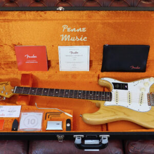Fender American Vintage II 1973 Stratocaster Aged Natural 1