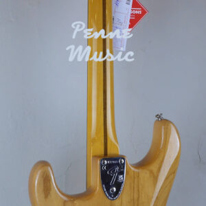 Fender American Vintage II 1973 Stratocaster Aged Natural 3